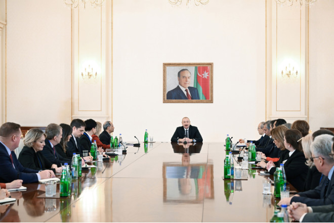 Prezident İlham Əliyev ABŞ Ticarət Palatasının nümayəndə heyətini qəbul edib 