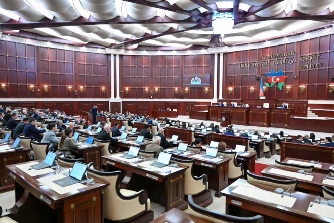 Milli Məclisin növbəti plenar iclası başlayıb, gündəlikdə 12 məsələ var 