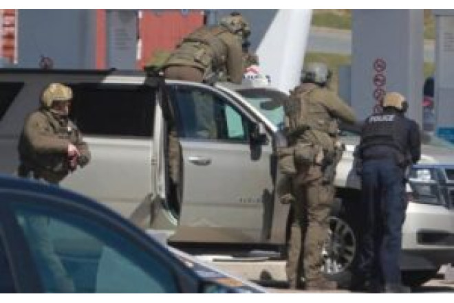 Kanadada məktəbdə baş verən atışmada 10 nəfər həyatını itirib, onlarla yaralı var 