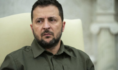 Zelenski: Rusiya və Belarus istisna olmaqla istənilən ölkədə danışıqlara hazırıq 