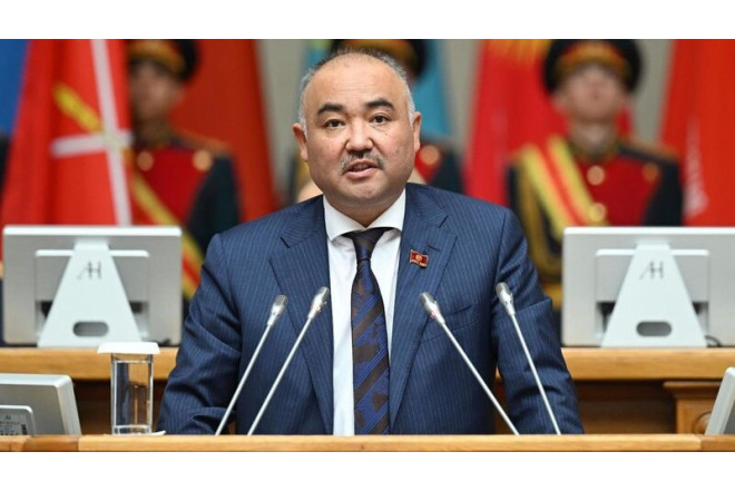Qırğızıstan Parlamentinin sədri istefa verdi 