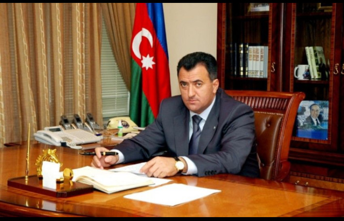 Abdin Fərzəliyev, o müqəddəsliyə toxunma! Video