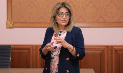 Tanınmış aparıcı karyerasını bitirdi 