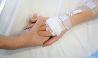 19 bıçaq xəsarəti alan azyaşlı evə buraxıldı 