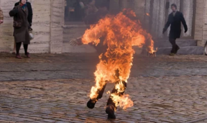 46 yaşlı kişinin üzərinə spirt töküb yandırdılar 