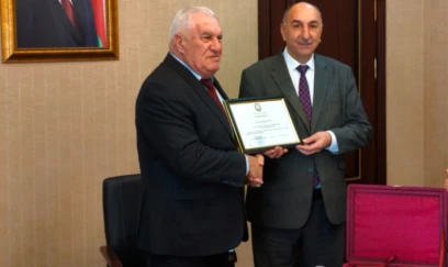 Siyəzən icra başçısından QEYRİ-ADİ QƏRAR: Bir ay əvvəl vəzifə verdiyi şəxsi İŞDƏN ÇIXARDI