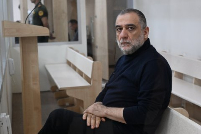 Ruben Vardanyana HÖKM OXUNDU 