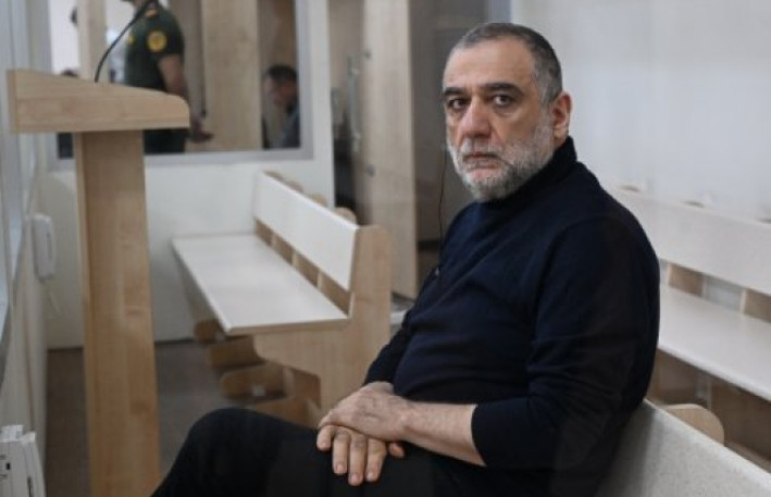 Ruben Vardanyana HÖKM OXUNDU 