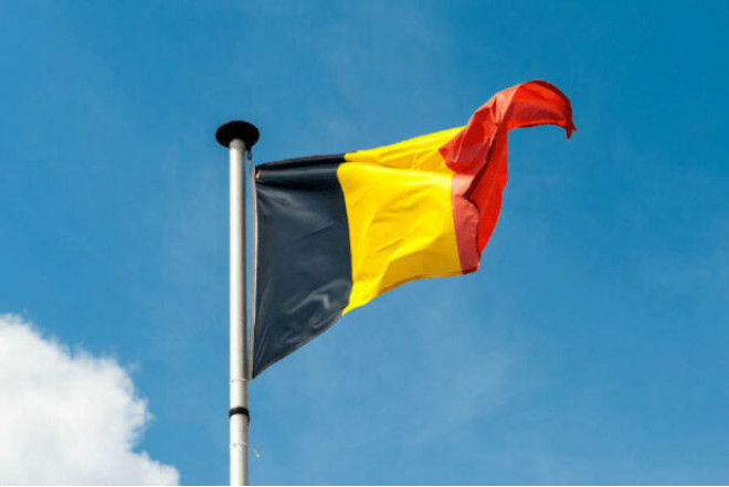 Belçika ABŞ səfirinə xəbərdarlıq etdi 