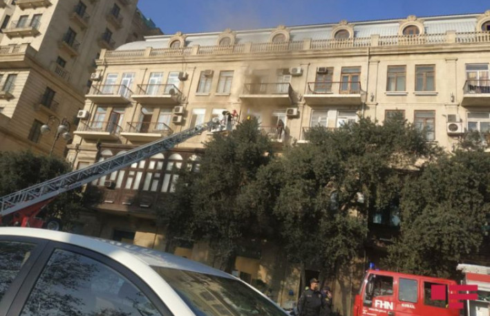 Bakının mərkəzində güclü YANĞIN