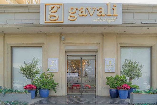 "Gavalı" fotoya görə 5 min manat ziyana düşdü 