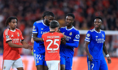 "Benfika" futbolçusu Vinisiusun irqçilik ittihamlarına cavab verdi 