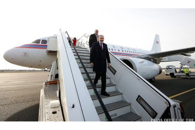 Paşinyan ABŞ-a getdi 