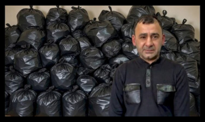 Müştərisinin saçını kəsib sonra onu talayan bərbər saxlanıldı - VİDEO