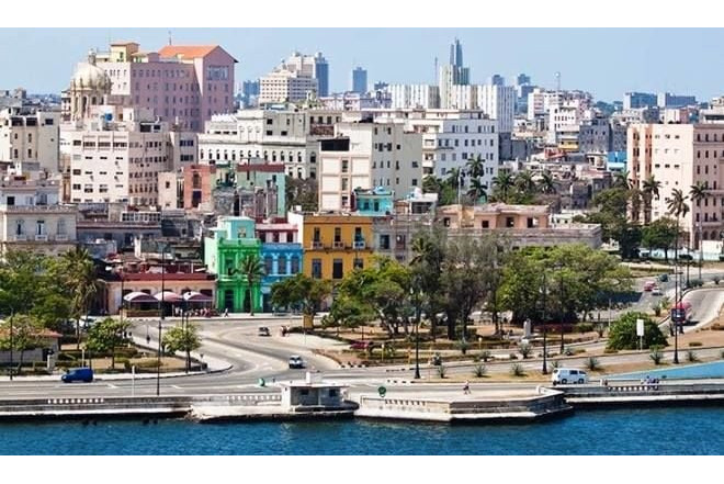 Yemək yox, yanacaq yox... Kuba “ölür”