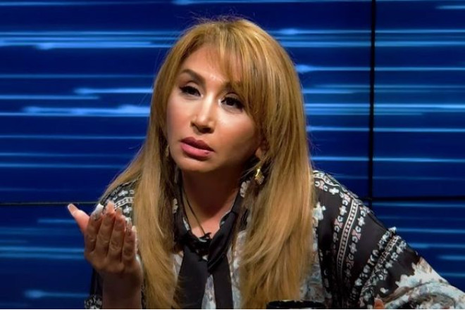 Elnarə Abdullayeva od püskürdü 