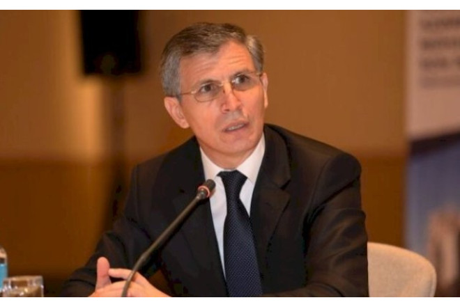 "Azərbaycan qadını qadın paltarı ilə Avropaya qaçan fərarilərdən qat-qat yüksəkdədir" - Komitə sədri