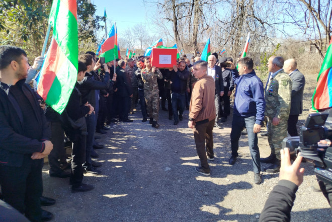 Şəhid Qılman Hacıyev Bərdədə torpağa tapşırıldı 