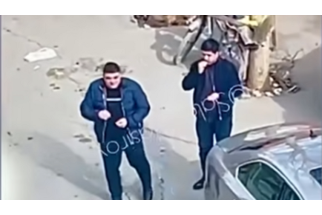 Tum çırtlayaraq işçilərə əziyyət edənlər işdən çıxarıldı - Video