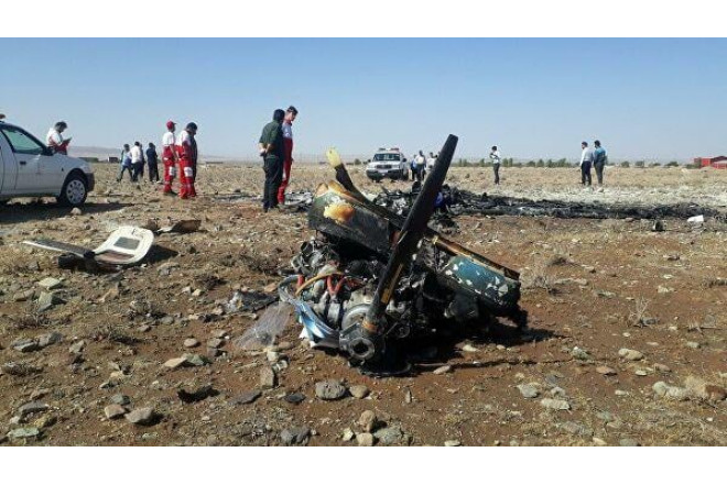 İran ordusuna məxsus təyyarə qəzaya uğradı: ölən var 