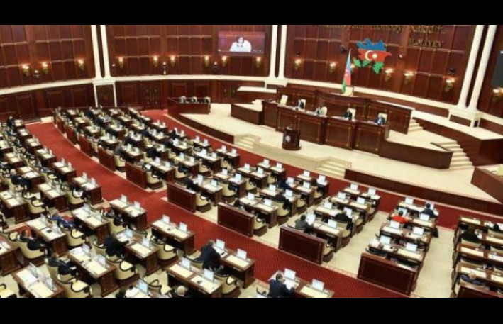 Milli Məclisin növbəti plenar iclası başladı 