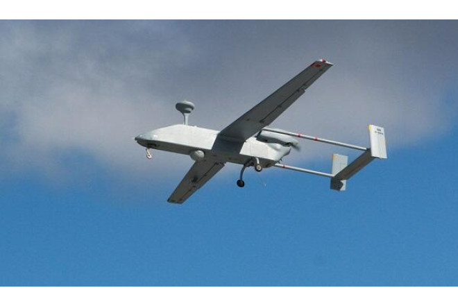 Ukrayna Luqanskdakı neft bazasını vurdu 