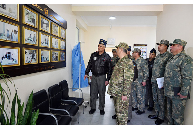 Zakir Həsənov HHQ-nin bölmələrini  ziyarət edib- VİDEO