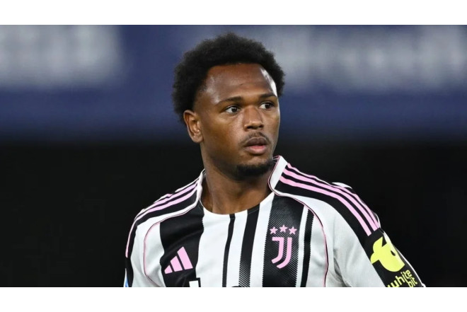 "Yuventus" hücumçusu ilə yollarını ayırmaq istəyir 