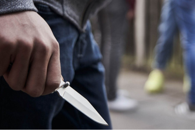 Mingəçevirdə ər arvadını bıçaqlayıb 