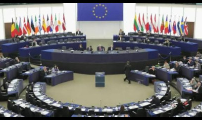 Avropa Parlamenti Aİ–ABŞ ticarət sazişi üzrə səsverməni təxirə salıb 