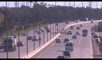 Diqqət: bu yolda sürücüləri saxlayıb, pul tələb edirlər 