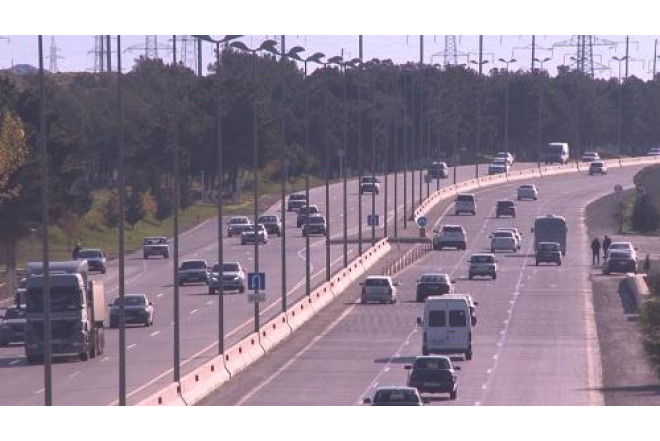 Diqqət: bu yolda sürücüləri saxlayıb, pul tələb edirlər 