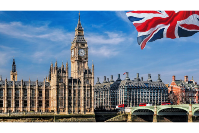 Böyük Britaniyadan Rusiya və Gürcüstana qarşı sanksiyalar 