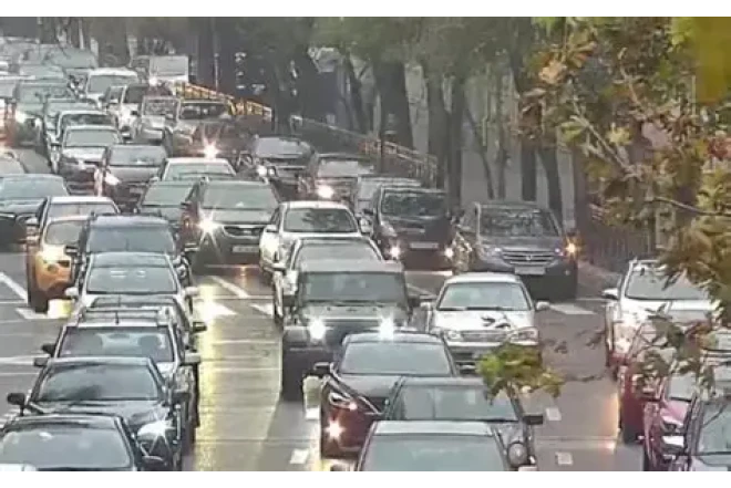 Tıxacların tək səbəbi- REPLİKA