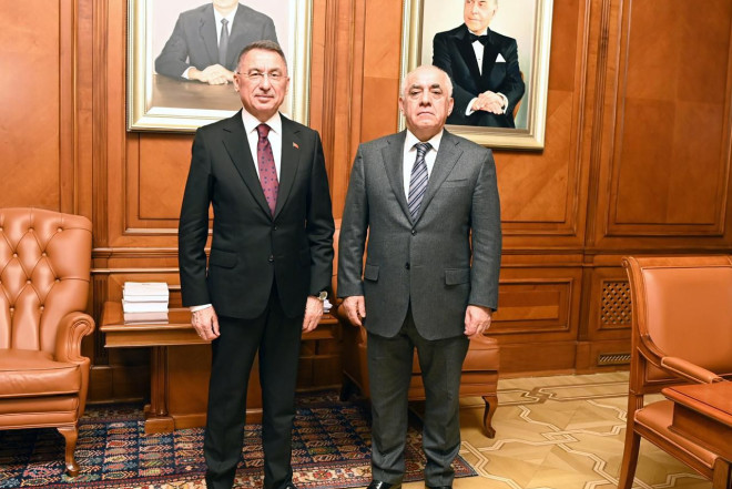 Əli Əsədov Fuat Oktayla görüşdü 