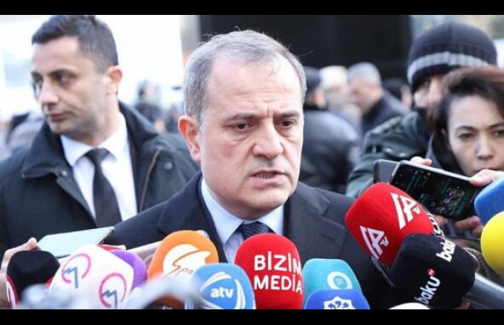 İlham Əliyev mayda İrəvana gedir? - Bayramov açıqladı