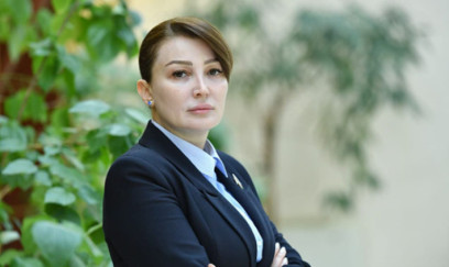 Azərbaycanda nazir müşaviri böyük məbləğdə cərimələndi 