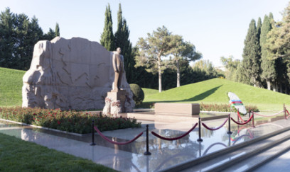 Efiopiyanın Baş naziri Fəxri xiyabana getdi 