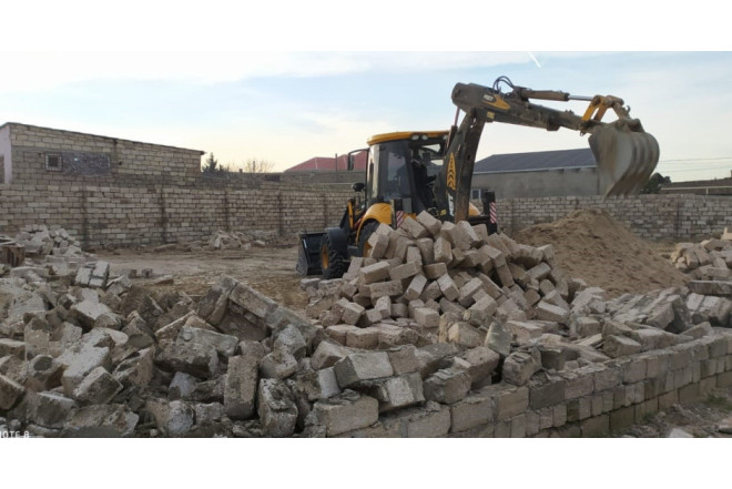 “Sökülən evlərin əvəzinə pul yox, ev verilsin” 