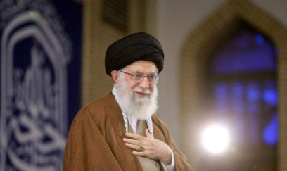 Xameneinin sarayı tamamilə dağıdılıb - KİV 