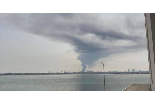 ABŞ-nin Beşinci Donanma bazasında güclü YANĞIN