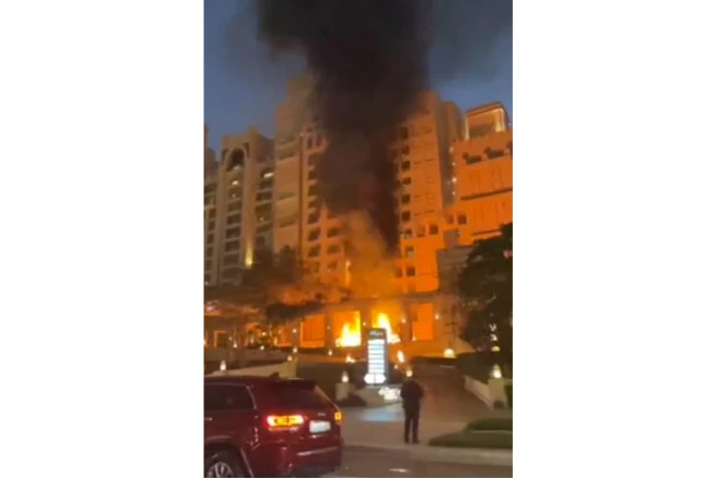 Dubayda hotelin yanına İran raketi düşüb, güclü yanğın başlayıb 