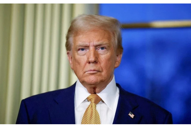 Tramp İrana qarşı genişmiqyaslı hərbi əməliyyata başladıqlarını elan edib 