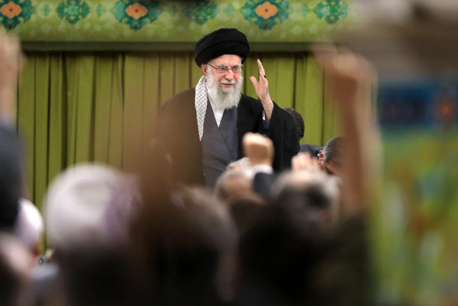 ABŞ kəşfiyyatı Xamenei və iranlı siyasətçiləri bir neçə ay izləyib 