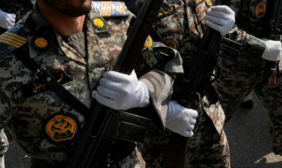 Hava zərbəsi nəticəsində İranın 12 hərbçisi öldürülüb 