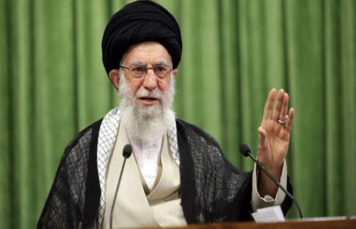 İsrail rəsmisi: Xamenei hava hücumunda öldürülüb 