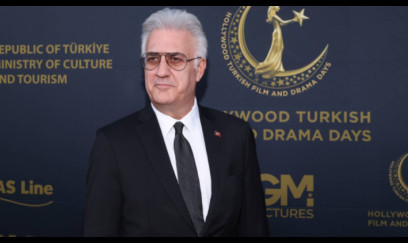 Məşhur türk aktyor "Azdrama"nın dəvəti ilə Bakıya gəlir 