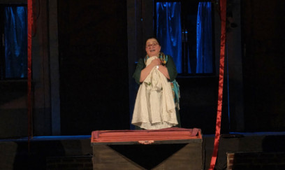 “Gəlinlərin savaşı” tamaşasının premyerası olub 