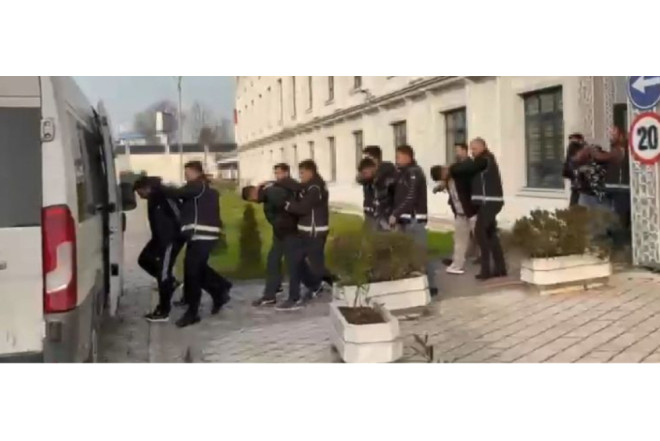 İş adamına hədə-qorxu gələn dəstə üzvləri SAXLANILIB