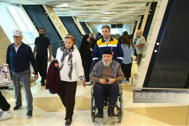 Ciddədən Bakıya təxliyə reysi ilə 200-dən çox Azərbaycan vətəndaşı gətirilib 